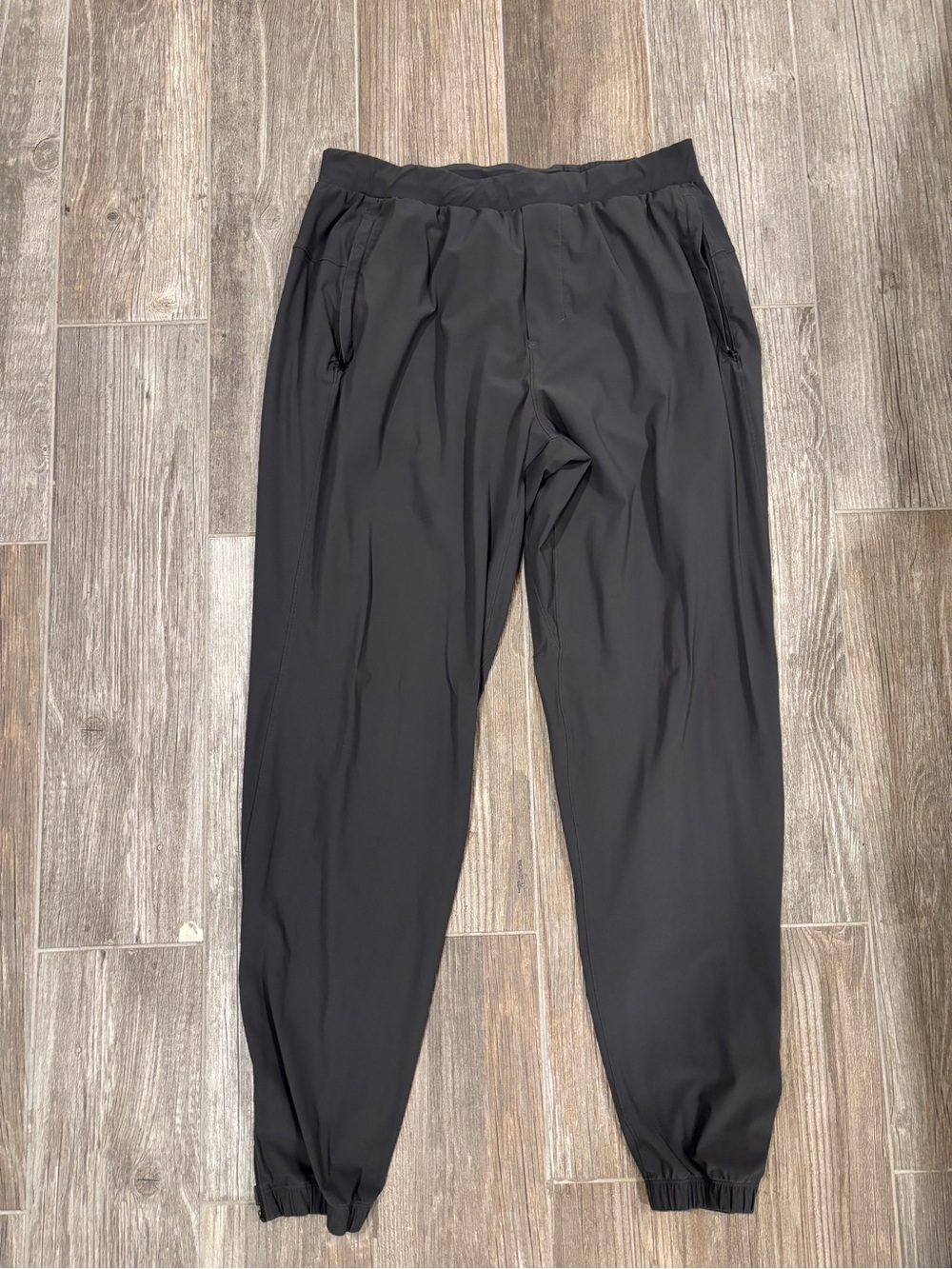 Lululemon Men Joggers